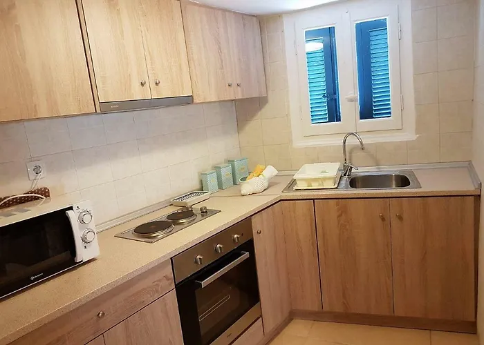 Blue Topaz Mini Pool *