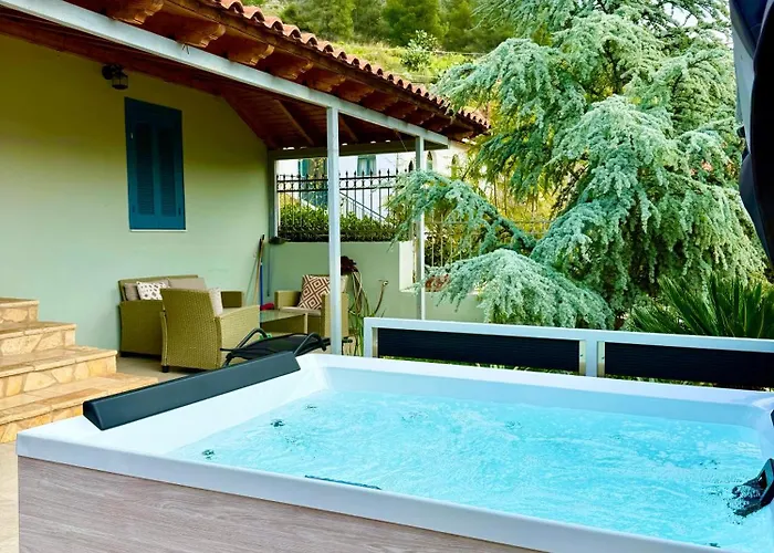 Kır Evi Blue Topaz Mini Pool *