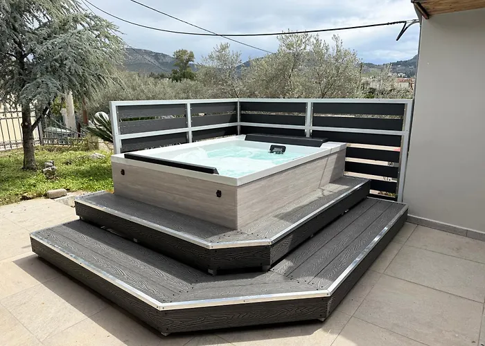 Blue Topaz Mini Pool * Nafplio