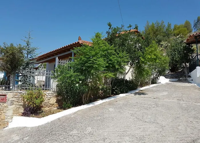 Blue Topaz Mini Pool Kır Evi *